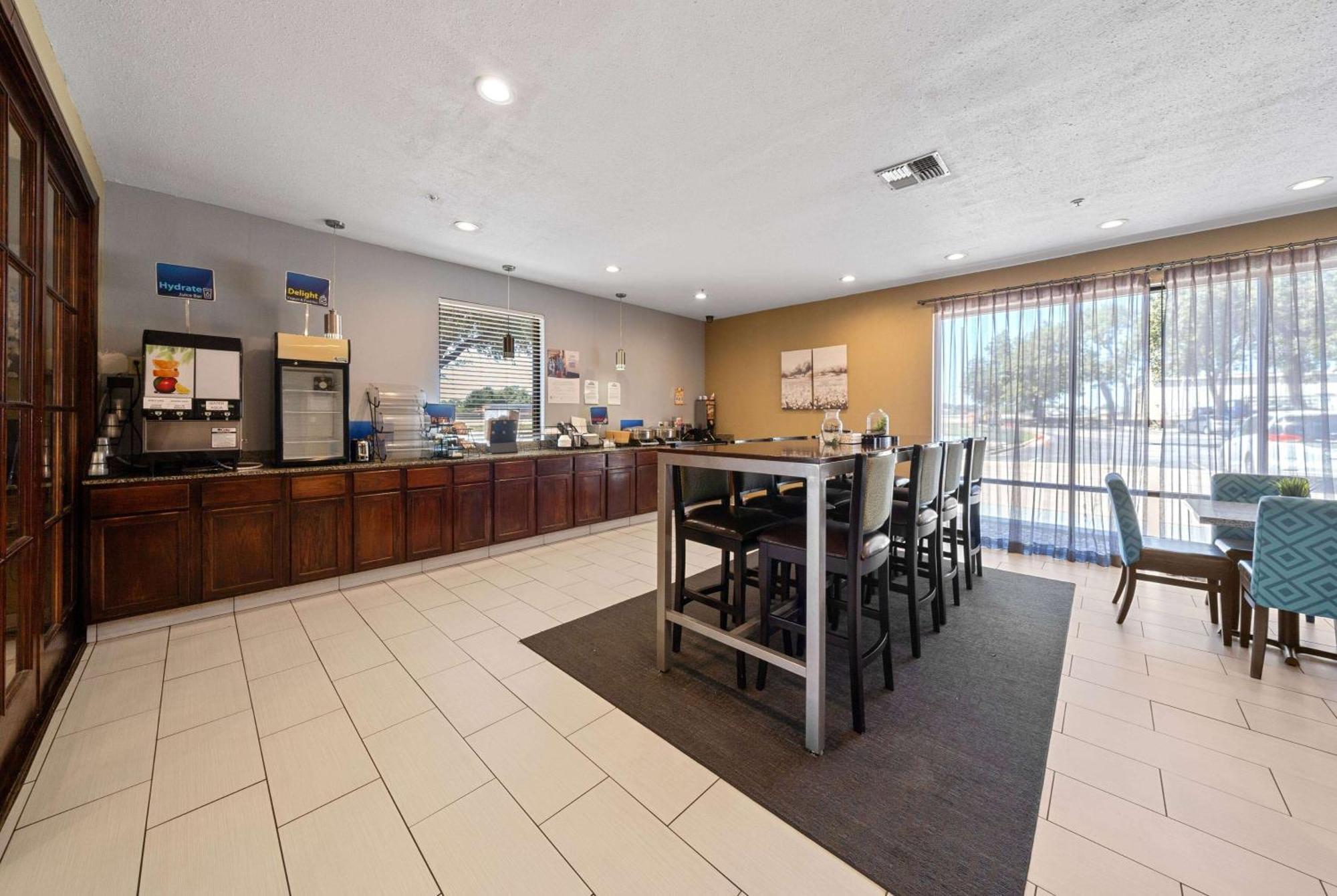 Days Inn By Wyndham Round Rock Luaran gambar