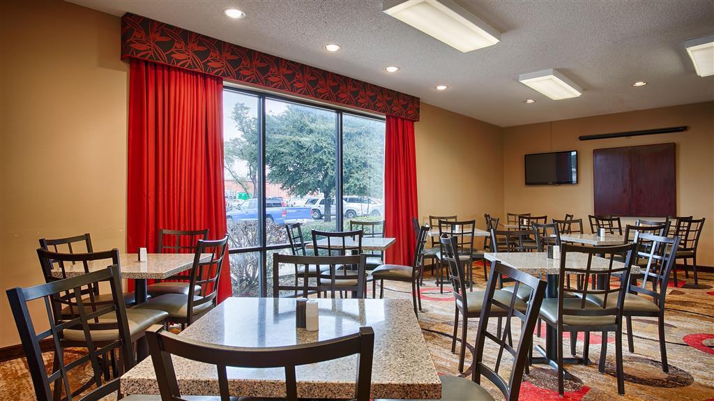 Days Inn By Wyndham Round Rock Restoran gambar