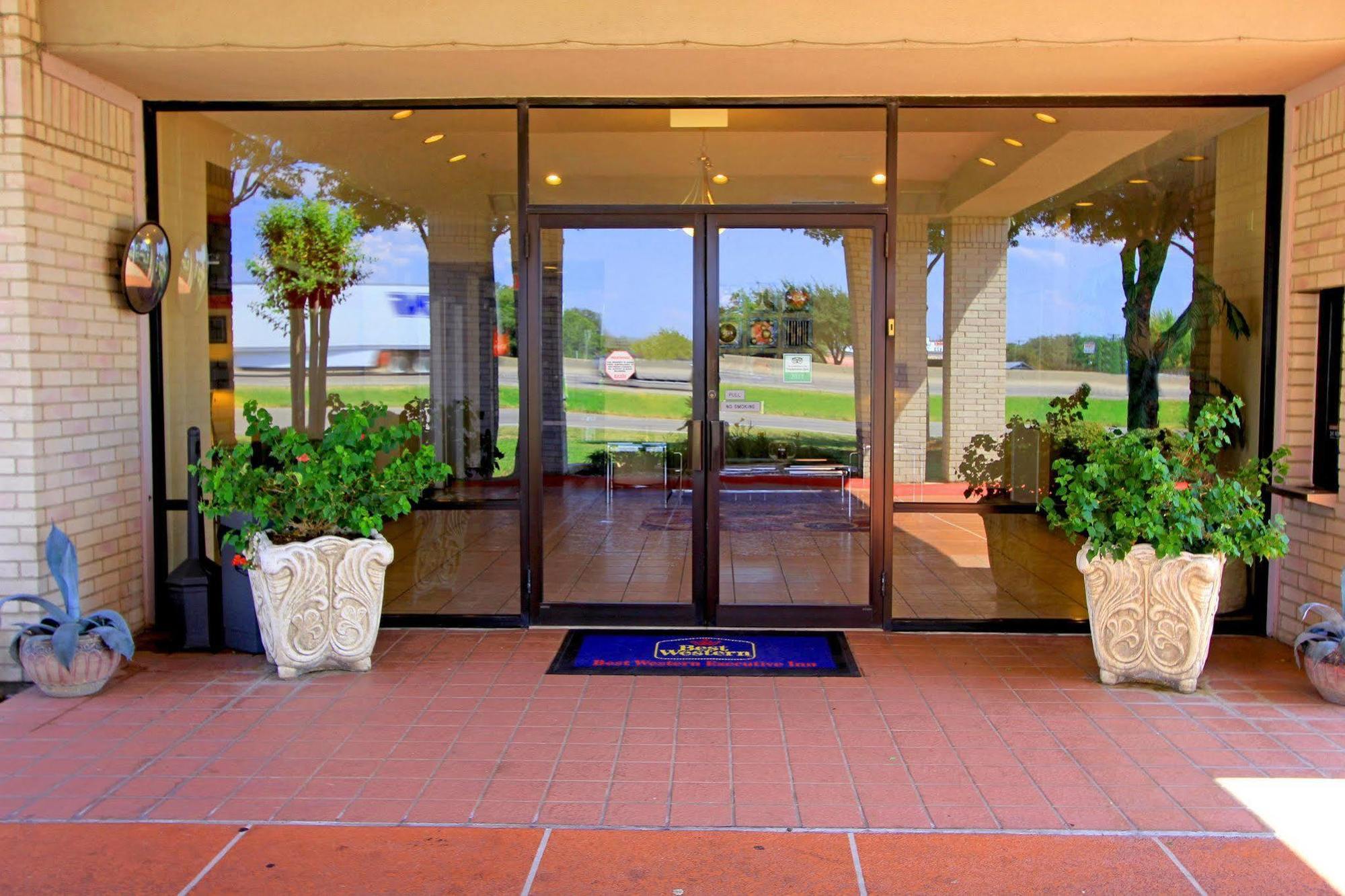 Days Inn By Wyndham Round Rock Luaran gambar